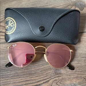 Women’s Ray-Ban 3447-N Round Metal Gold and Pink Sunglasses